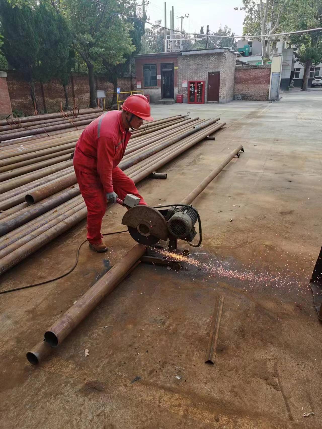 管材切割“神器”！快來看看陜煤層氣澄合分公司創(chuàng)新舉措.jpg